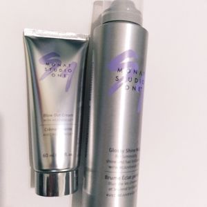 Monat studio One Glossy Shine Mist Lightweight frizz taming micro mist hydrates